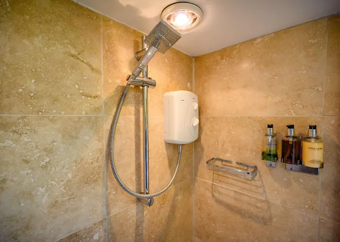 Lavender - Delightful Stables Conversion By Stae-homes 布里斯托