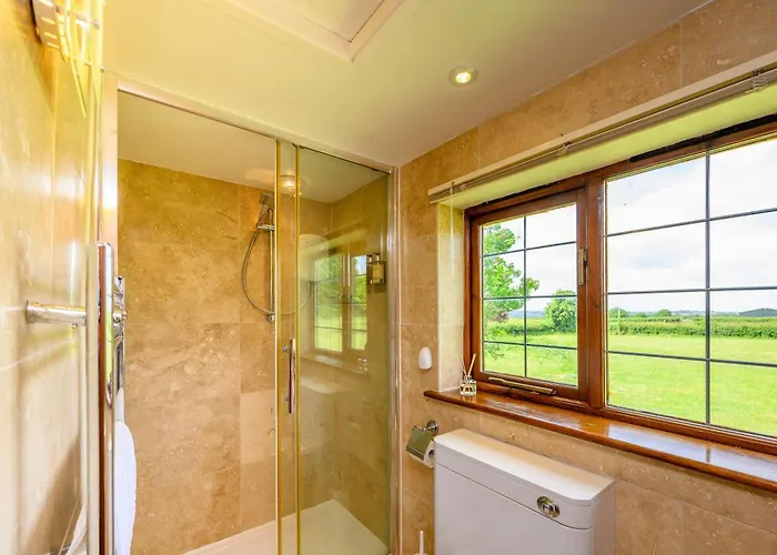 Lavender - Delightful Stables Conversion By Stae-homes * Bristol